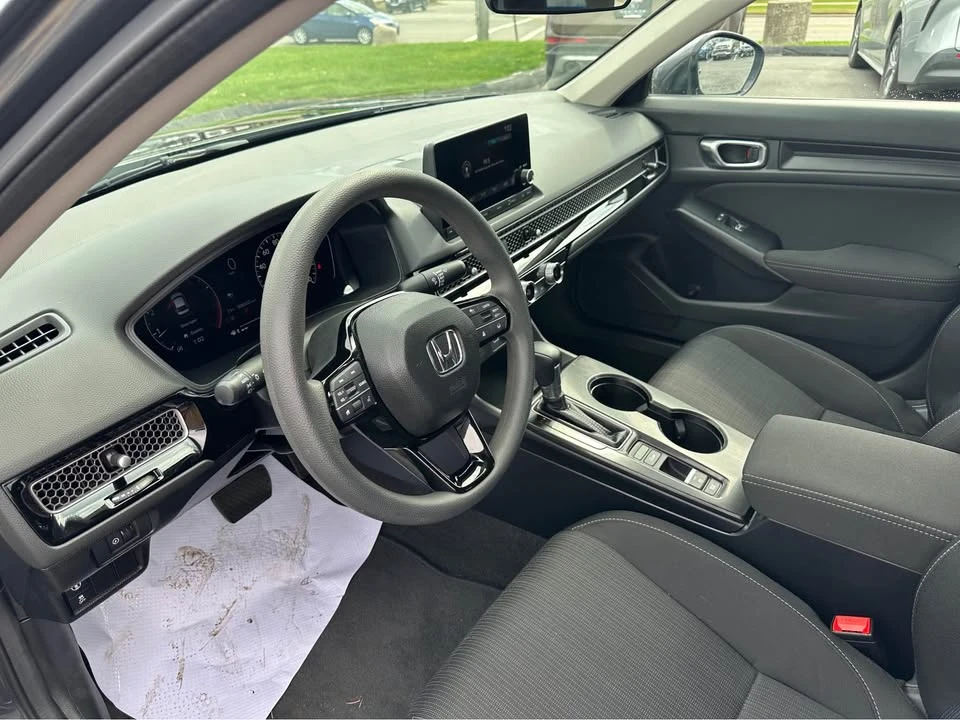 2023 Honda Civic 11th Gen - Image 10 of 18