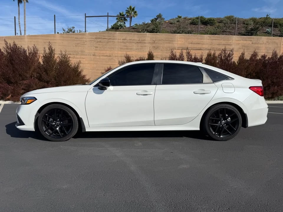 2023 Honda Civic 11th Gen - Image 2 of 20