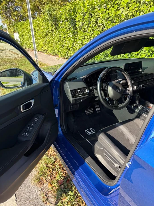 2023 Honda Civic 11th Gen - Image 9 of 12