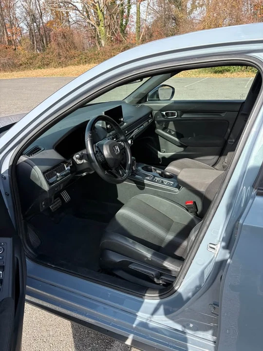 2023 Honda Civic 11th Gen - Image 8 of 11