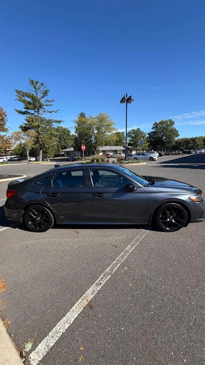 2023 Honda Civic 11th Gen - Image 10 of 20