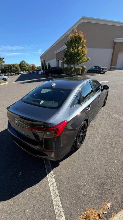 2023 Honda Civic 11th Gen - Image 9 of 20