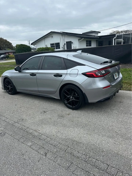 2023 Honda Civic 11th Gen - Image 2 of 14