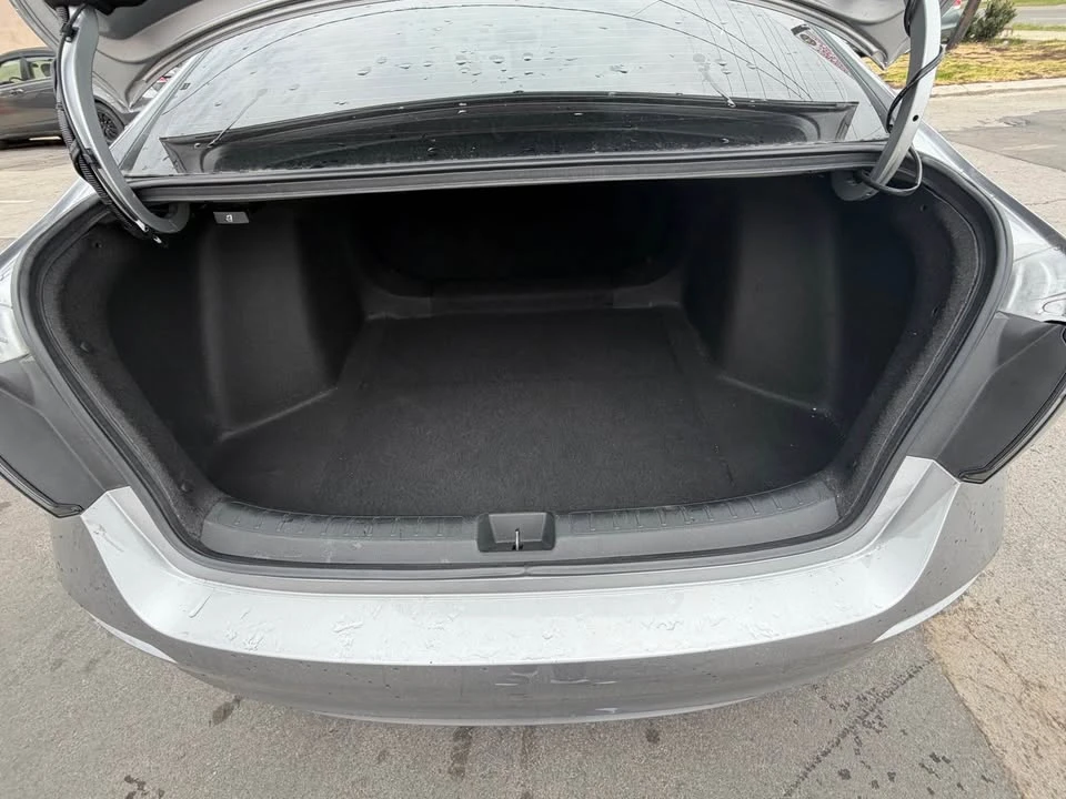 2023 Honda Civic 11th Gen - Image 10 of 12