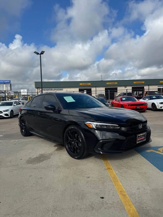 2023 Honda Civic 11th Gen - Image 2 of 15