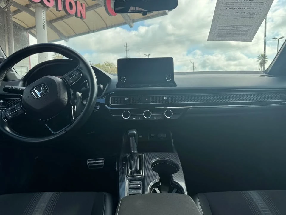 2023 Honda Civic 11th Gen - Image 11 of 15