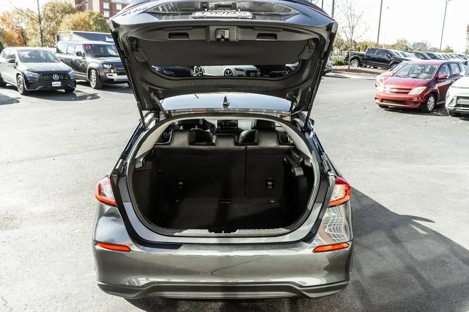 2023 Honda Civic 11th Gen - Image 9 of 18