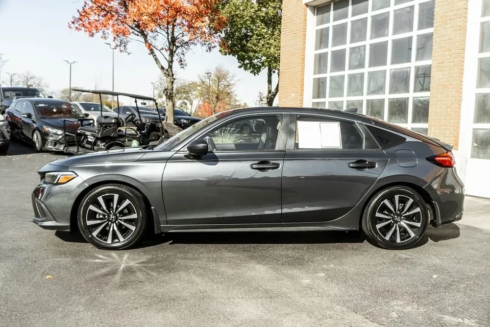 2023 Honda Civic 11th Gen - Image 8 of 18