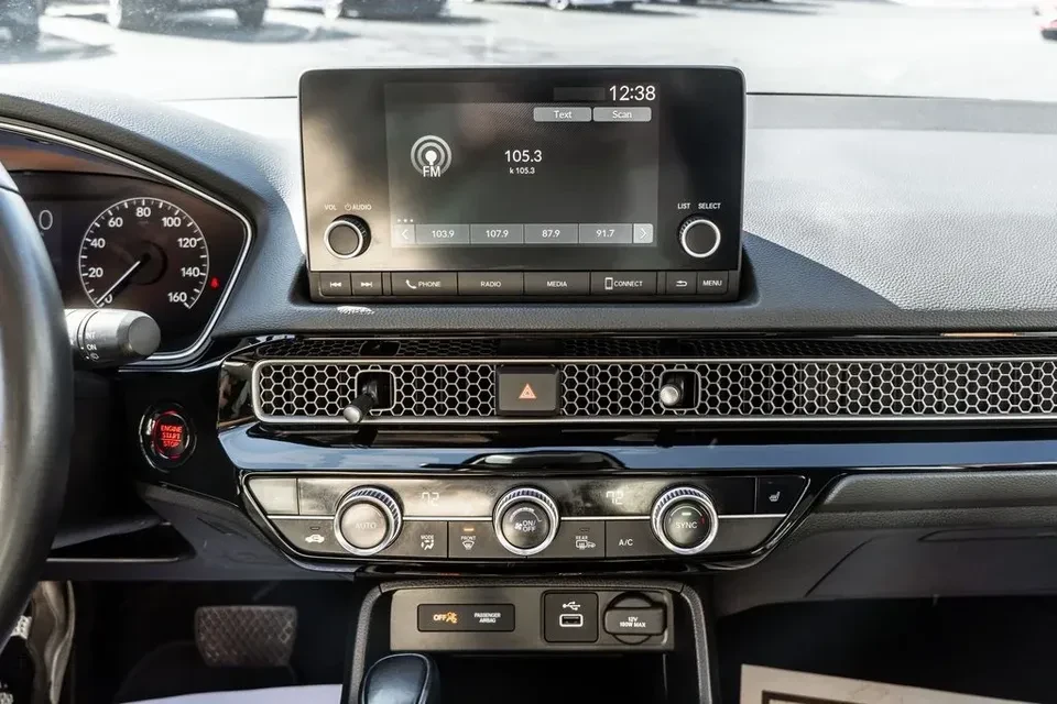 2023 Honda Civic 11th Gen - Image 14 of 18