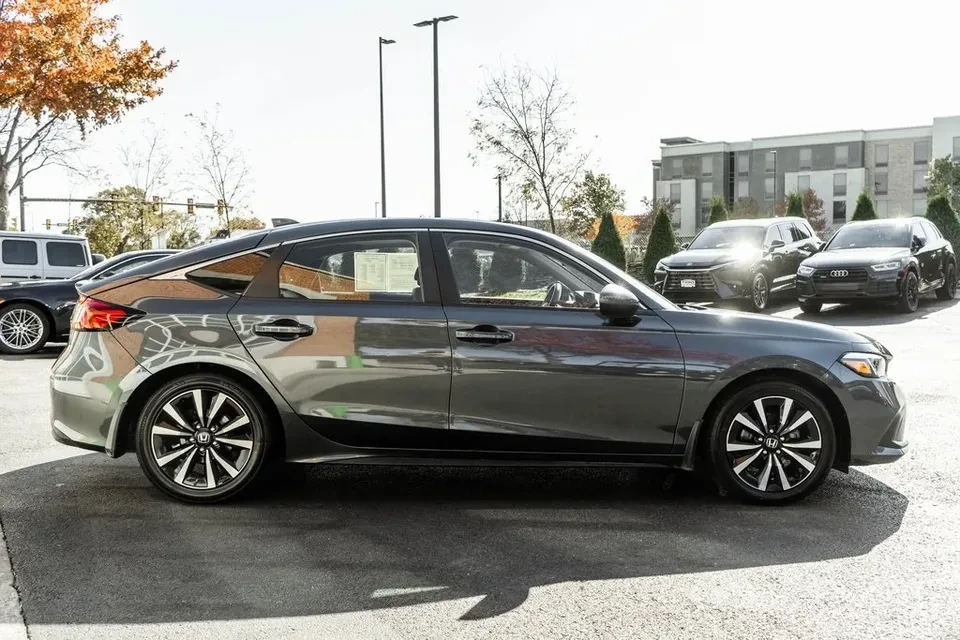 2023 Honda Civic 11th Gen - Image 3 of 18