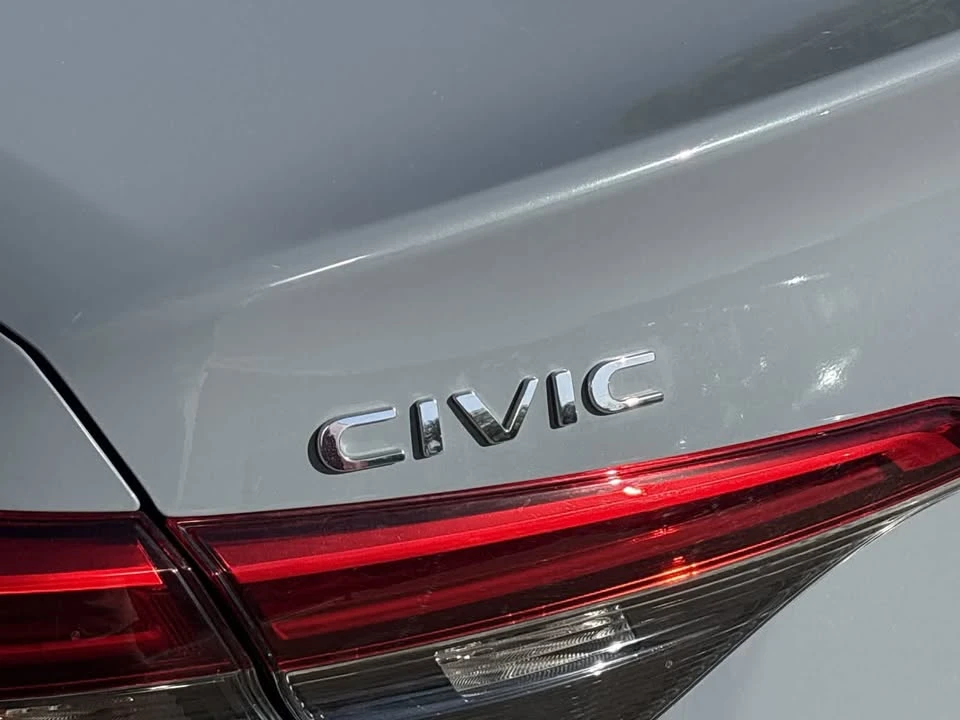 2023 Honda Civic 11th Gen - Image 18 of 20