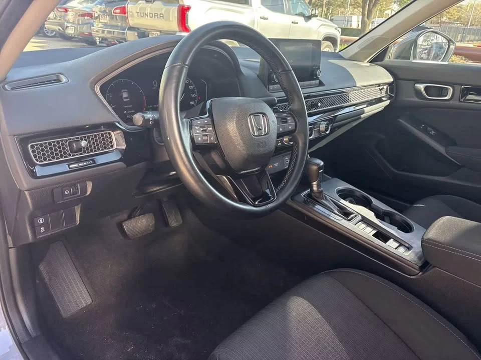 2023 Honda Civic 11th Gen - Image 10 of 20