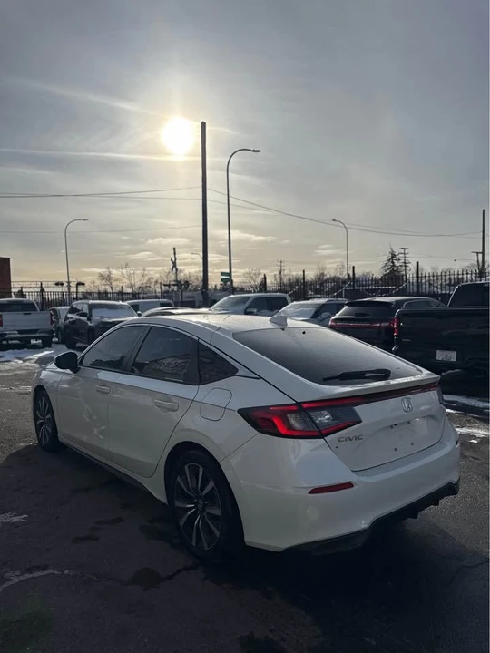 2023 Honda Civic 11th Gen - Image 6 of 14