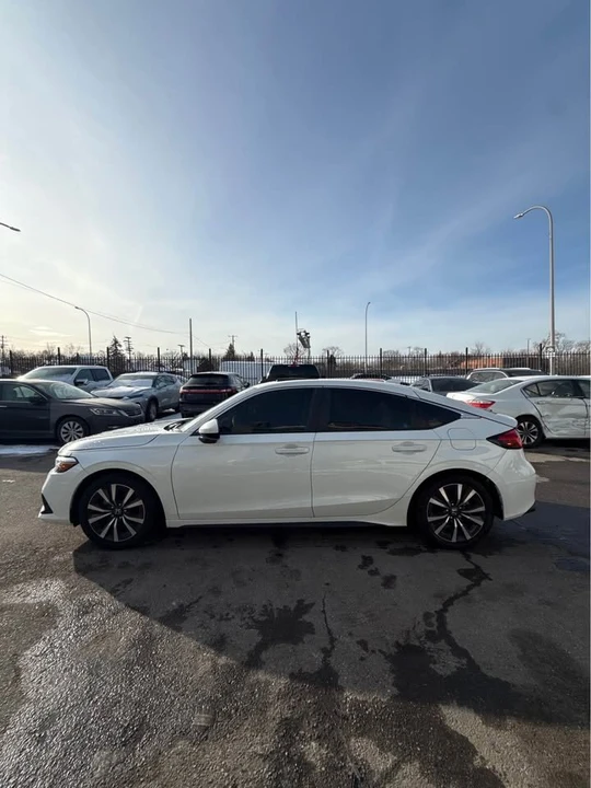 2023 Honda Civic 11th Gen - Image 8 of 14