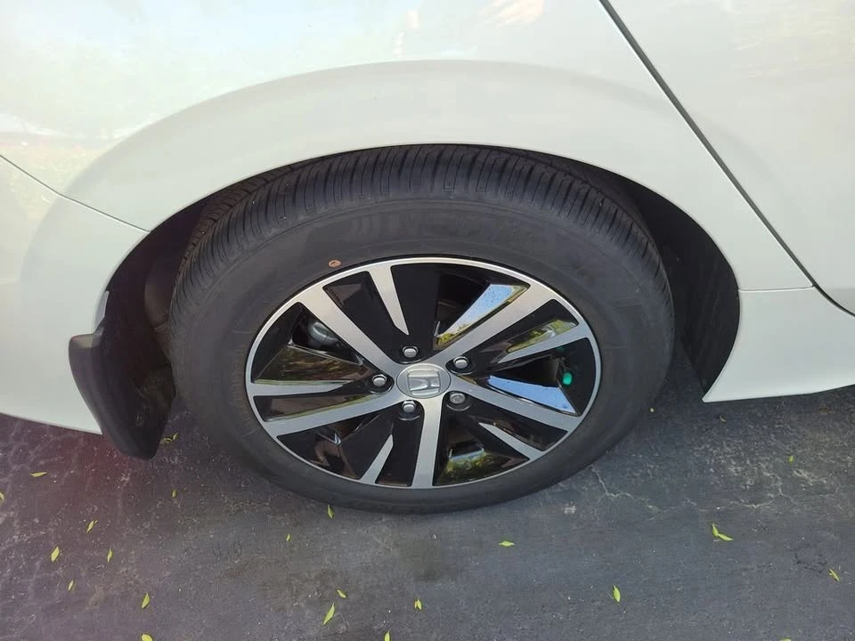 2023 Honda Civic 11th Gen - Image 12 of 17