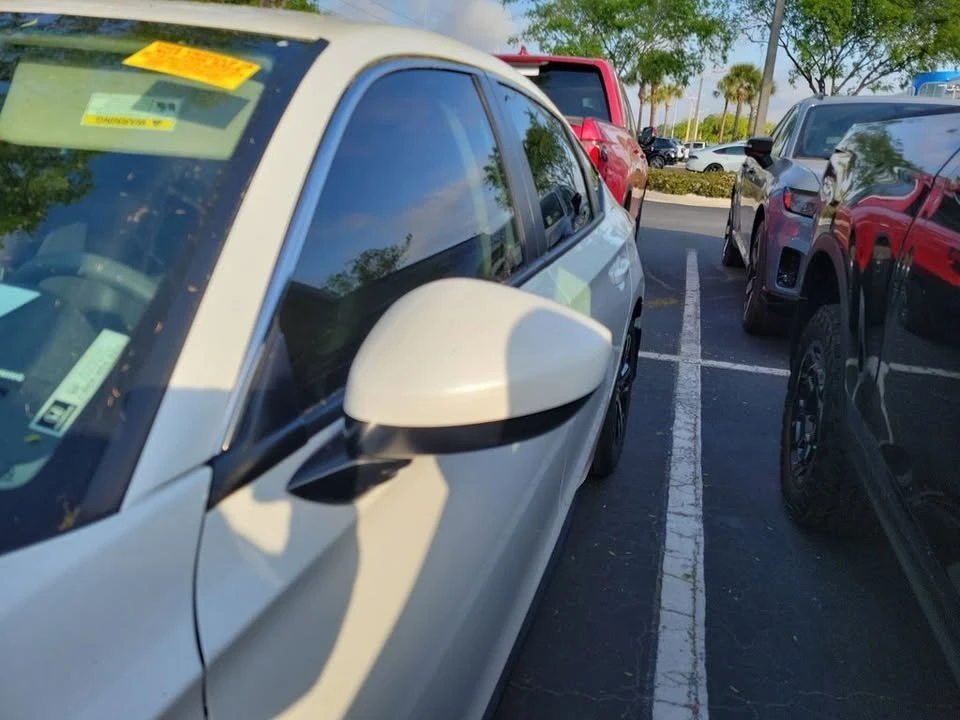 2023 Honda Civic 11th Gen - Image 6 of 17
