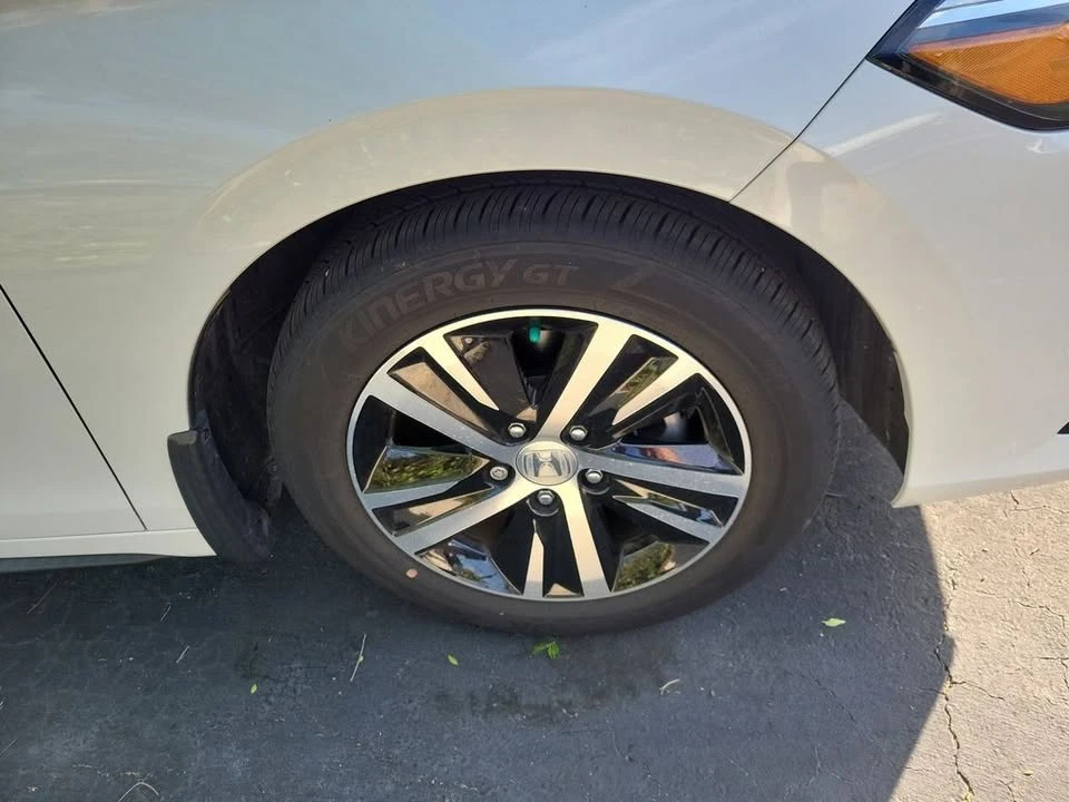 2023 Honda Civic 11th Gen - Image 10 of 17