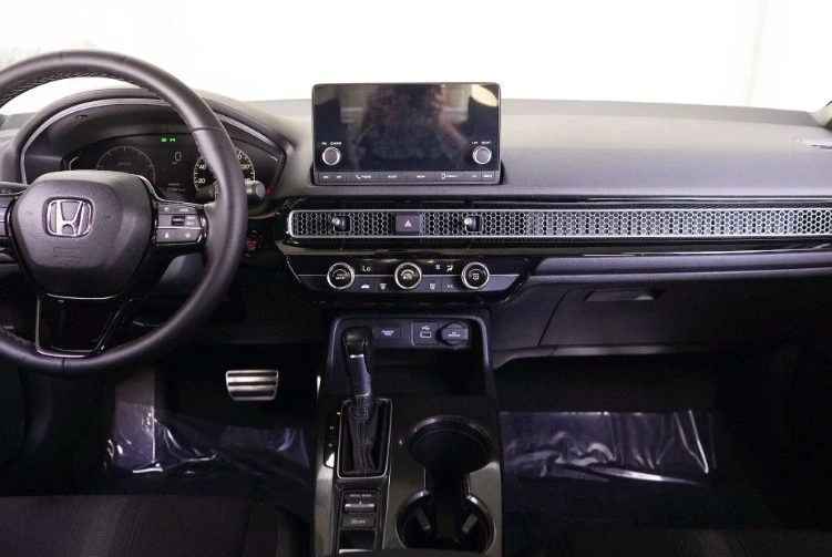 2023 Honda Civic 11th Gen - Image 6 of 10