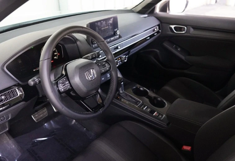 2023 Honda Civic 11th Gen - Image 7 of 10