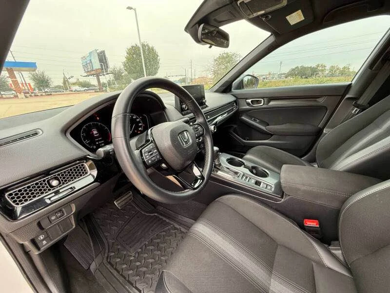 2023 Honda Civic 11th Gen - Image 15 of 20