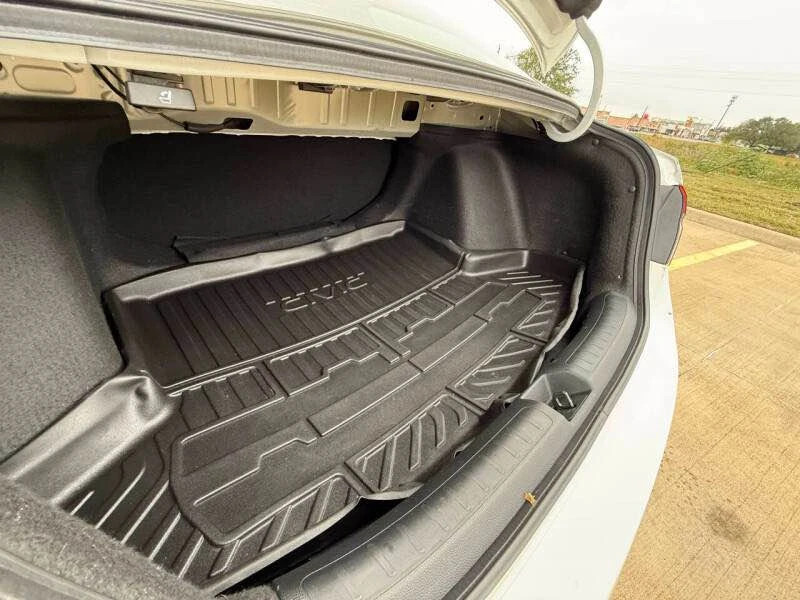 2023 Honda Civic 11th Gen - Image 19 of 20