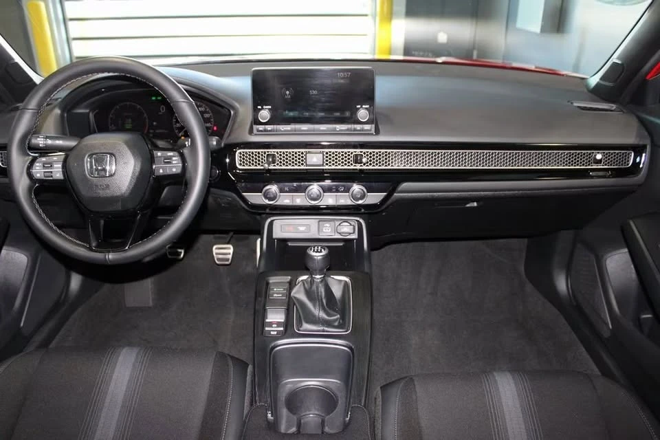 2023 Honda Civic 11th Gen - Image 8 of 11