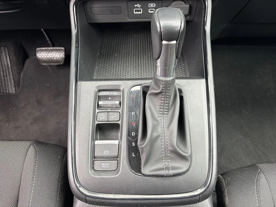 2023 Honda CR-V 6th Gen - Image 11 of 20