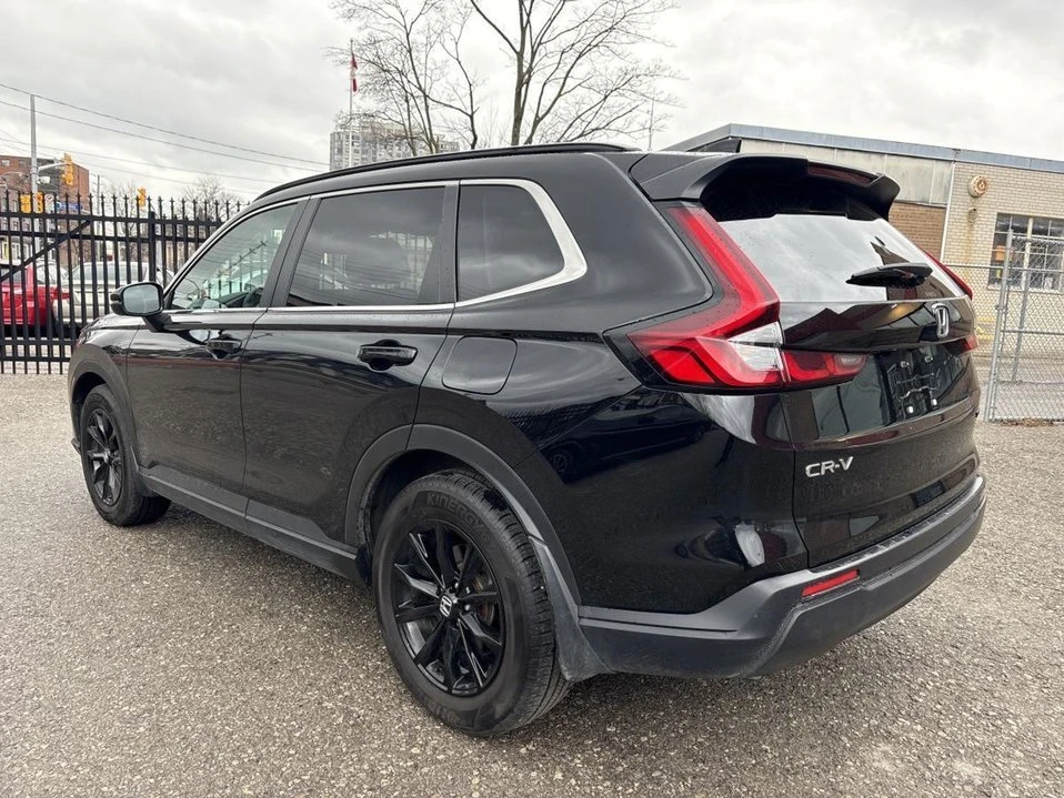 2023 Honda CR-V 6th Gen - Image 16 of 20