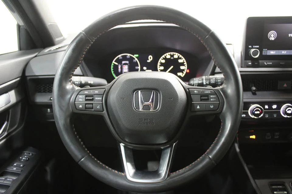 2023 Honda CR-V 6th Gen - Image 9 of 10