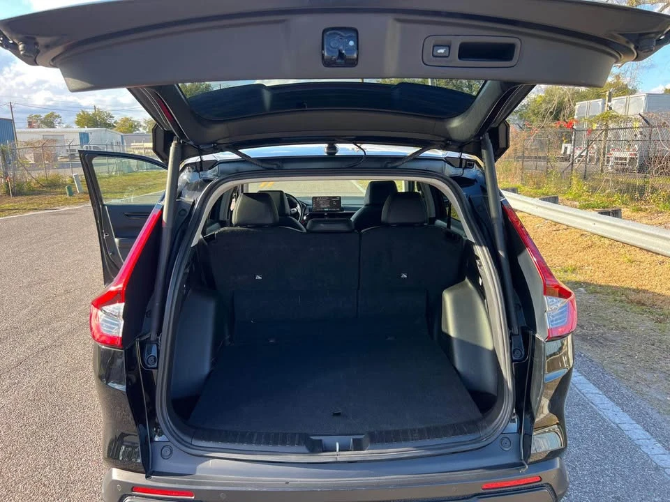 2023 Honda CR-V 6th Gen - Image 9 of 13