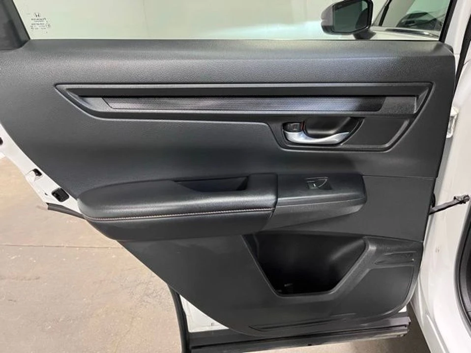 2023 Honda CR-V 6th Gen - Image 15 of 20