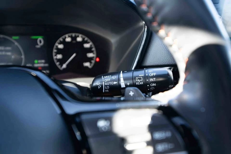 2023 Honda CR-V 6th Gen - Image 14 of 20
