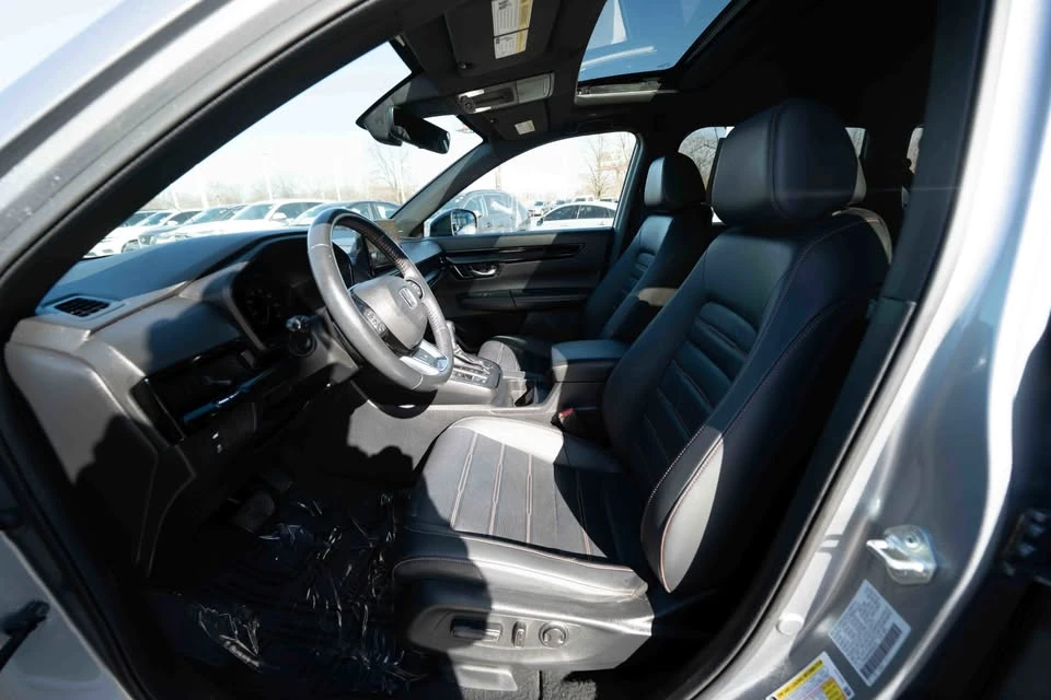 2023 Honda CR-V 6th Gen - Image 9 of 20