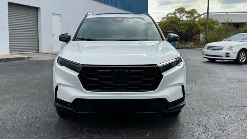 2023 Honda CR-V 6th Gen - Image 3 of 10