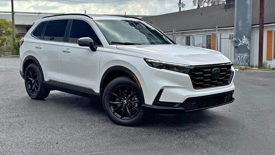2023 Honda CR-V 6th Gen - Image 2 of 10