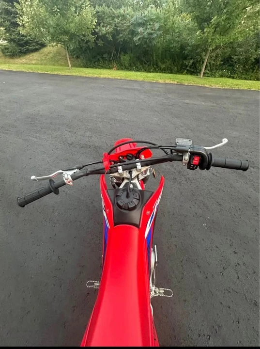 2023 Honda CRF - Image 2 of 4