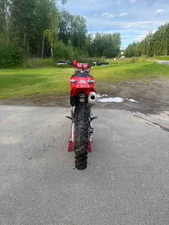 2023 Honda CRF - Image 4 of 9