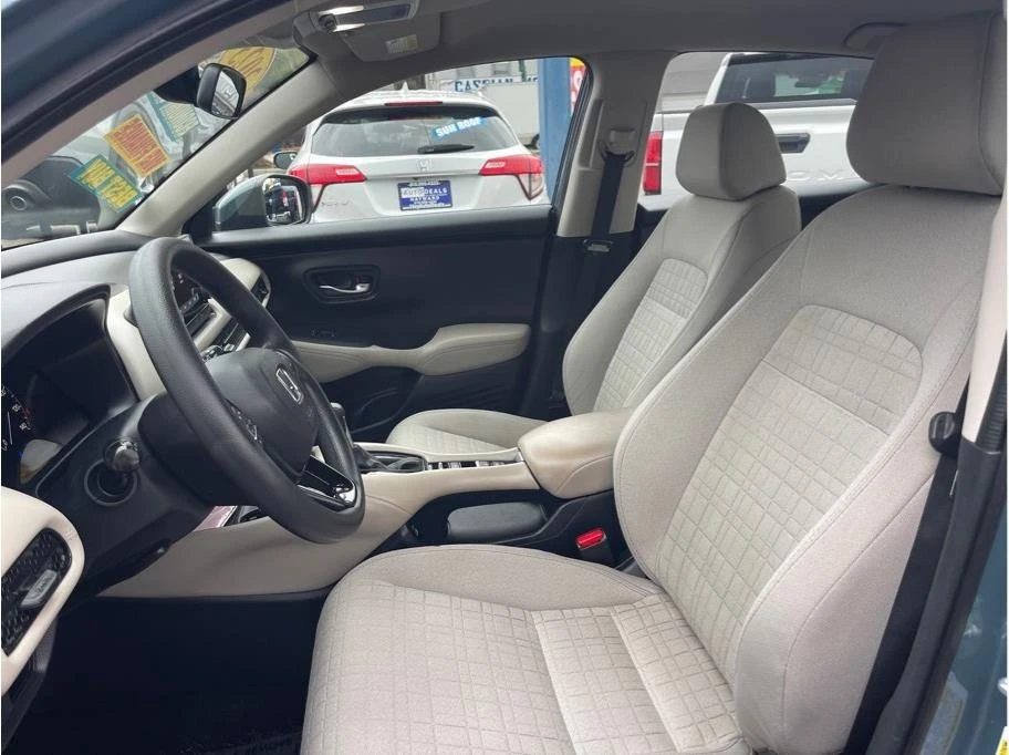 2023 Honda HR-V 3rd Gen - Image 7 of 18