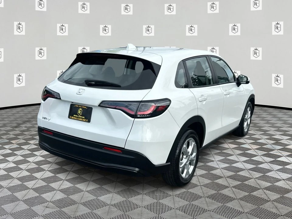 2023 Honda HR-V 3rd Gen - Image 5 of 20