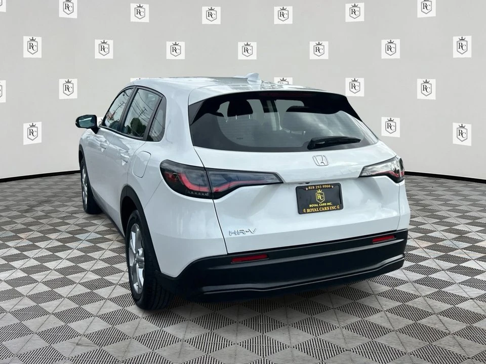 2023 Honda HR-V 3rd Gen - Image 7 of 20