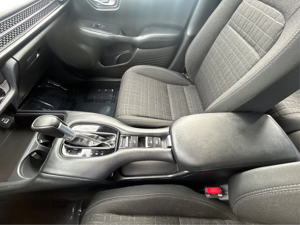 2023 Honda HR-V 3rd Gen - Image 16 of 20