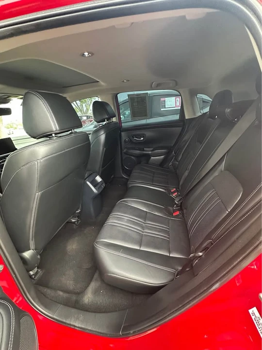 2023 Honda HR-V 3rd Gen - Image 5 of 5