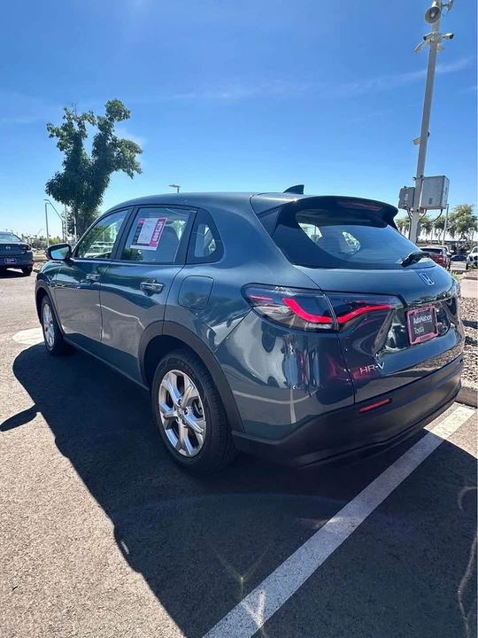 2023 Honda HR-V 3rd Gen - Image 3 of 6
