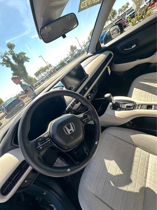 2023 Honda HR-V 3rd Gen - Image 6 of 6