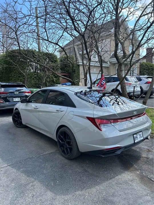2023 Hyundai Elantra - Image 4 of 9