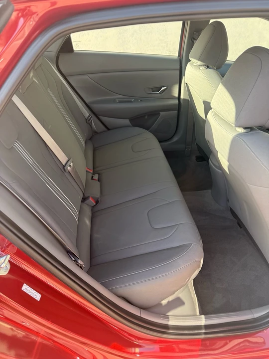 2023 Hyundai Elantra - Image 17 of 18