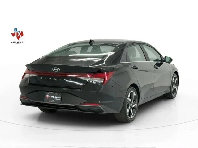2023 Hyundai Elantra - Image 8 of 12