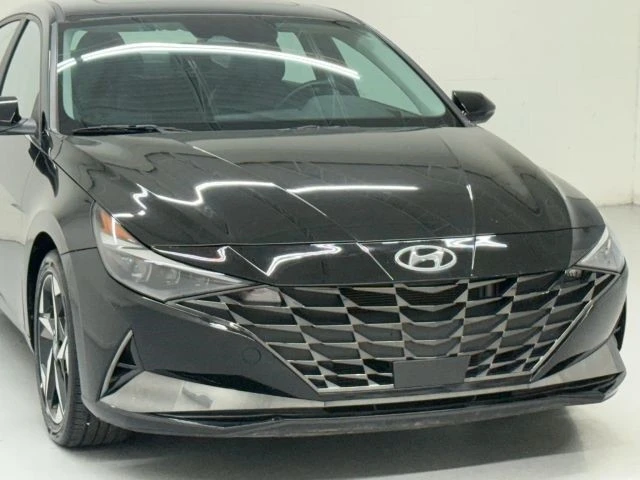 2023 Hyundai Elantra - Image 11 of 12