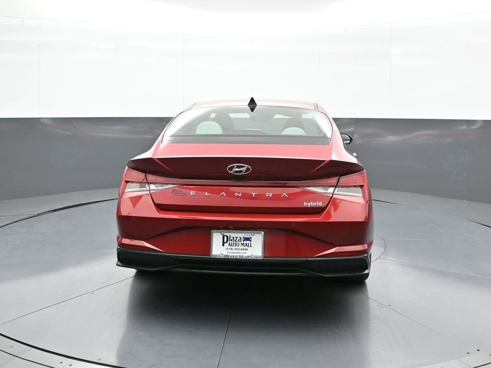2023 Hyundai Elantra - Image 7 of 12