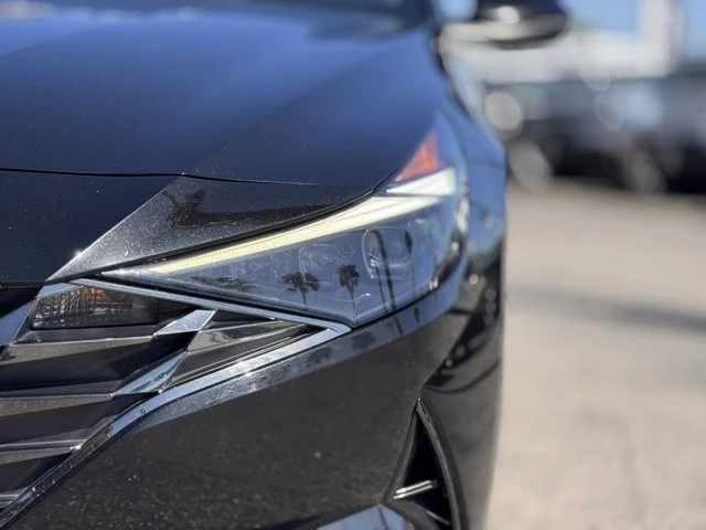 2023 Hyundai Elantra - Image 8 of 12